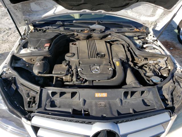 Photo 6 VIN: WDDGJ4HB2CF854696 - MERCEDES-BENZ C 250 