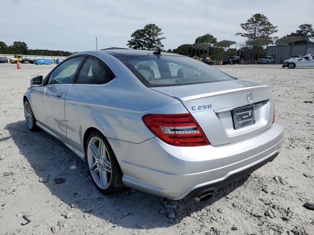 Photo 2 VIN: WDDGJ4HB2DF959840 - MERCEDES-BENZ C 250 