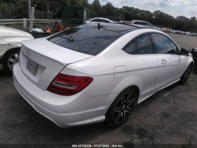 Photo 3 VIN: WDDGJ4HB2DF998959 - MERCEDES-BENZ C-CLASS 