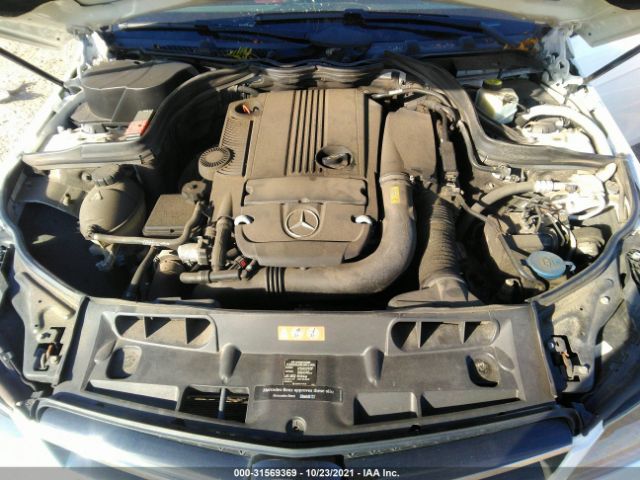 Photo 9 VIN: WDDGJ4HB2EG297219 - MERCEDES-BENZ C-CLASS 