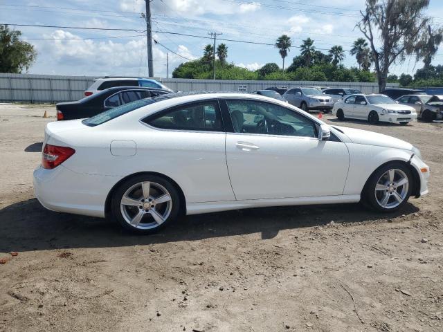 Photo 2 VIN: WDDGJ4HB2FG374138 - MERCEDES-BENZ C 250 