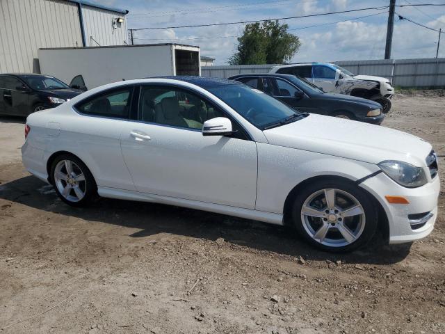 Photo 3 VIN: WDDGJ4HB2FG374138 - MERCEDES-BENZ C 250 