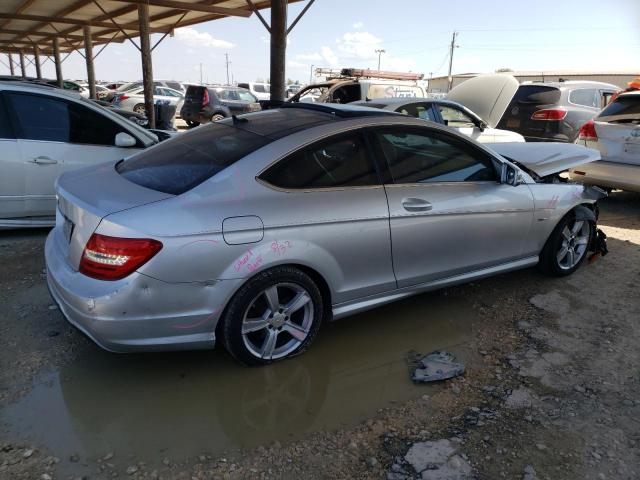 Photo 2 VIN: WDDGJ4HB3CF775375 - MERCEDES-BENZ C-CLASS 