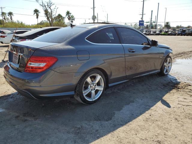 Photo 2 VIN: WDDGJ4HB3CF777739 - MERCEDES-BENZ C 250 