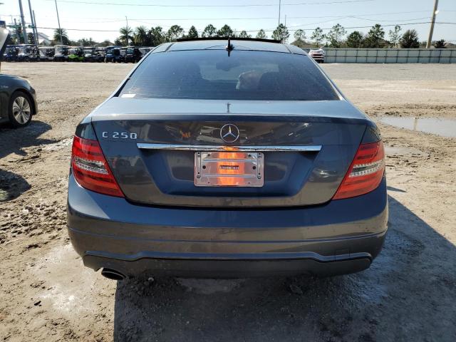 Photo 5 VIN: WDDGJ4HB3CF777739 - MERCEDES-BENZ C 250 