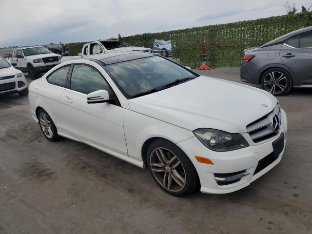 Photo 3 VIN: WDDGJ4HB3DF951990 - MERCEDES-BENZ C-CLASS 