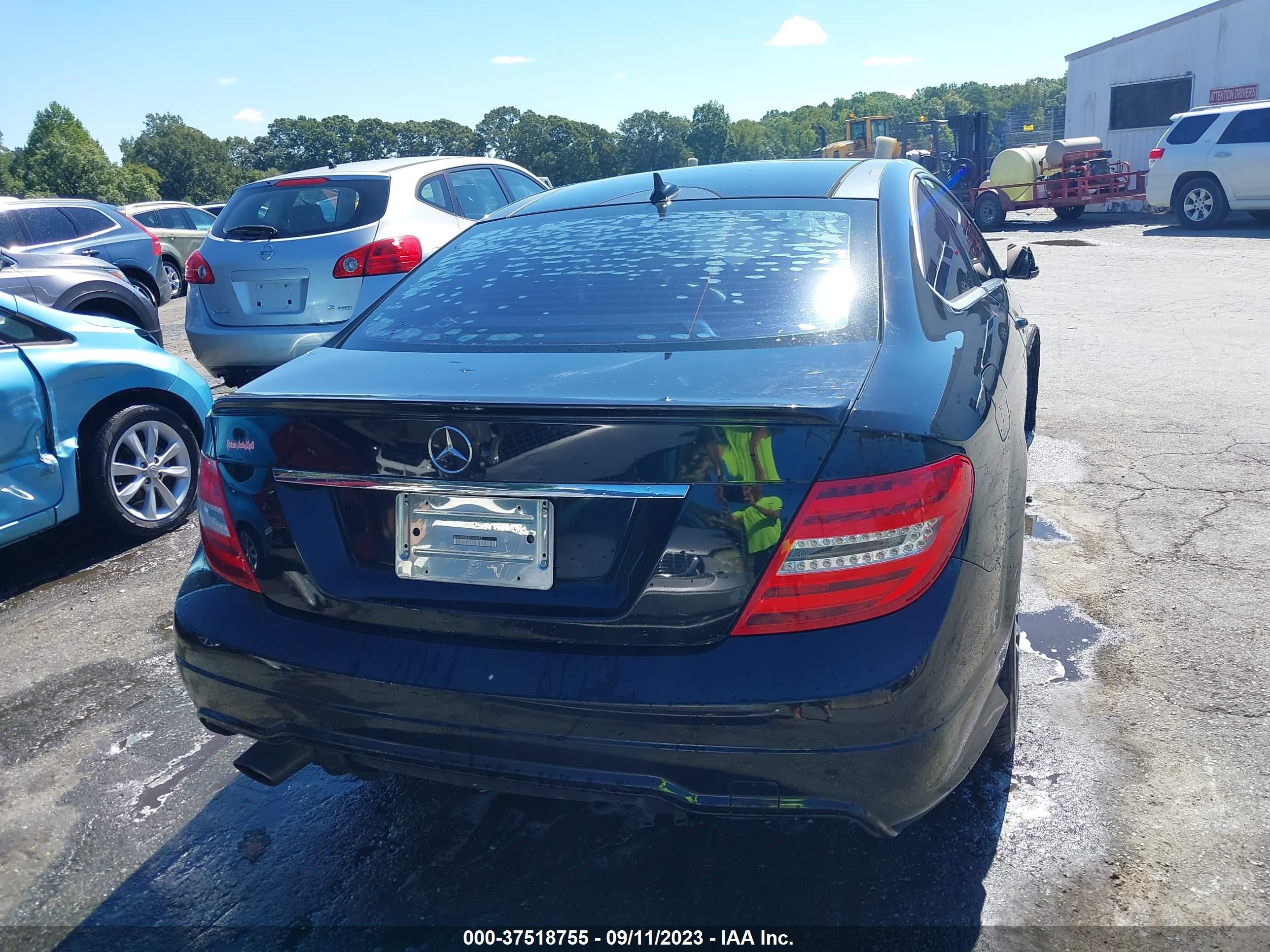 Photo 15 VIN: WDDGJ4HB3DF953643 - MERCEDES-BENZ C-KLASSE 