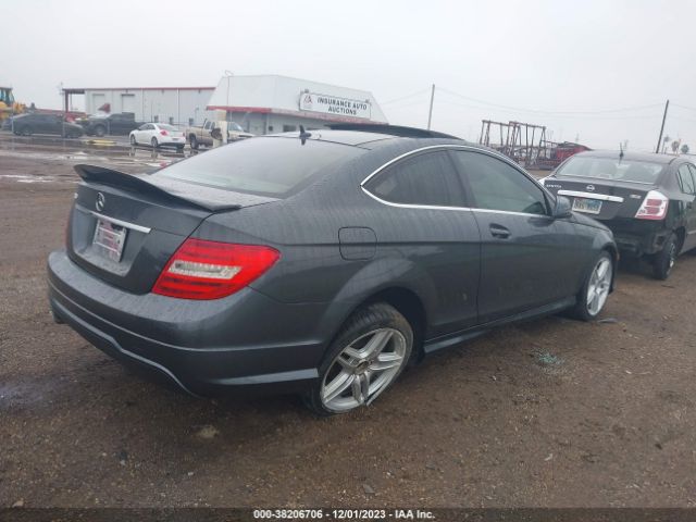 Photo 3 VIN: WDDGJ4HB3DG031156 - MERCEDES-BENZ C-CLASS 