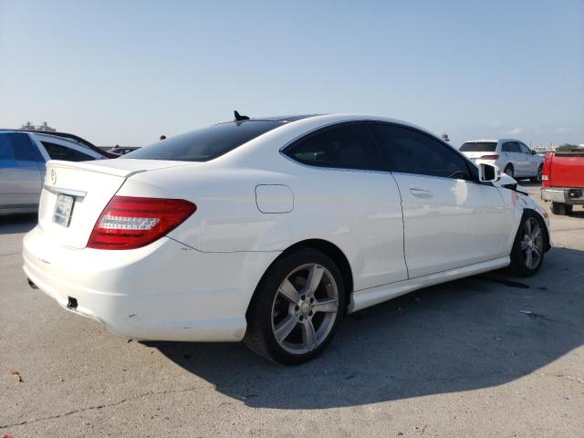 Photo 2 VIN: WDDGJ4HB3DG091048 - MERCEDES-BENZ C 250 