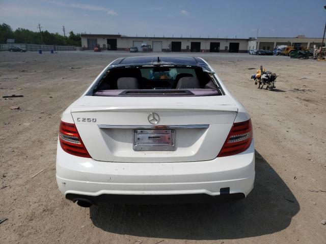 Photo 5 VIN: WDDGJ4HB3EG174643 - MERCEDES-BENZ C 250 