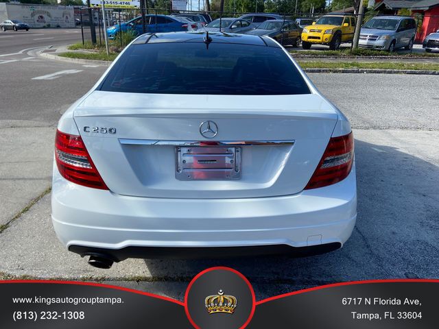 Photo 5 VIN: WDDGJ4HB3EG287508 - MERCEDES-BENZ C-CLASS 