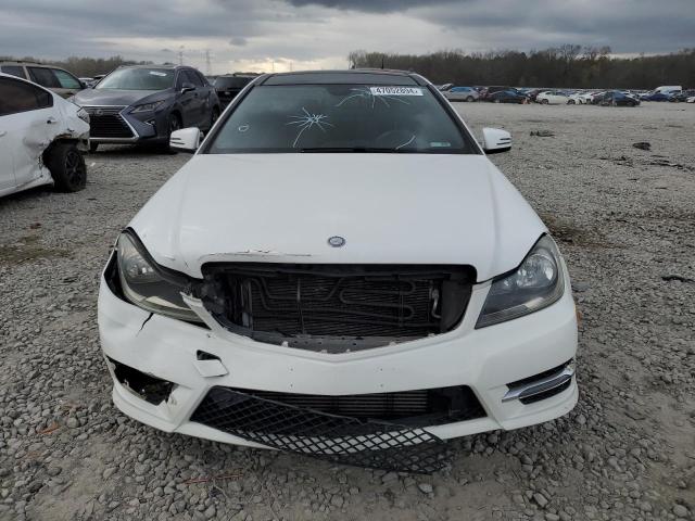 Photo 4 VIN: WDDGJ4HB3FG369658 - MERCEDES-BENZ C-CLASS 