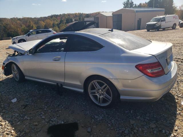 Photo 1 VIN: WDDGJ4HB3FG422326 - MERCEDES-BENZ C-CLASS 