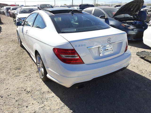 Photo 2 VIN: WDDGJ4HB4DF971231 - MERCEDES-BENZ C 250 