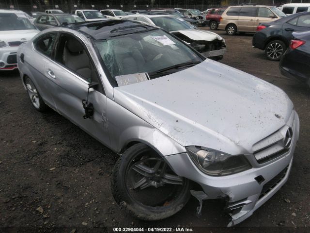 Photo 0 VIN: WDDGJ4HB4DG058205 - MERCEDES-BENZ C-CLASS 