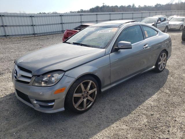 Photo 1 VIN: WDDGJ4HB4DG062318 - MERCEDES-BENZ C 250 