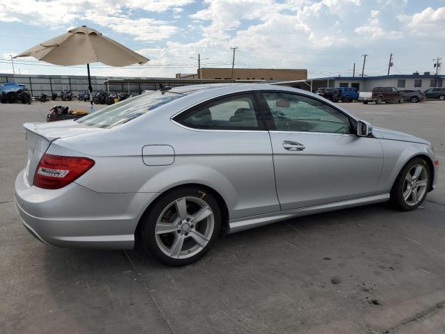 Photo 2 VIN: WDDGJ4HB4EG189796 - MERCEDES-BENZ C 250 