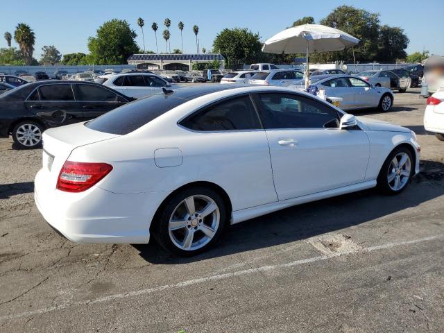 Photo 2 VIN: WDDGJ4HB4EG319401 - MERCEDES-BENZ C 250 