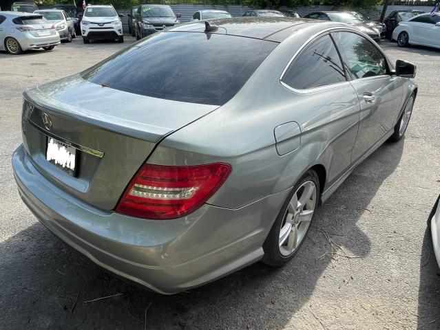 Photo 3 VIN: WDDGJ4HB4FG360516 - MERCEDES-BENZ C-CLASS 