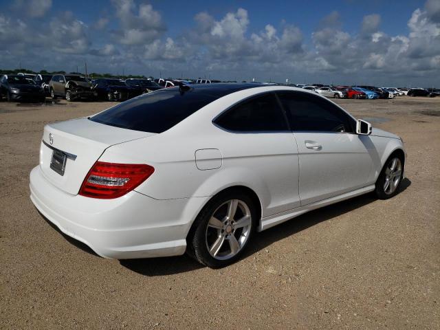 Photo 2 VIN: WDDGJ4HB4FG372018 - MERCEDES-BENZ C-CLASS 