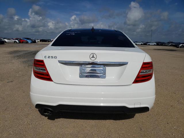 Photo 5 VIN: WDDGJ4HB4FG372018 - MERCEDES-BENZ C-CLASS 