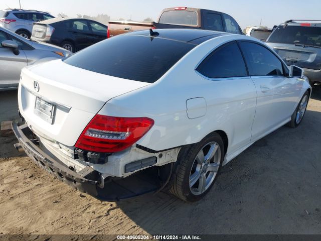 Photo 3 VIN: WDDGJ4HB4FG393578 - MERCEDES-BENZ C-CLASS 