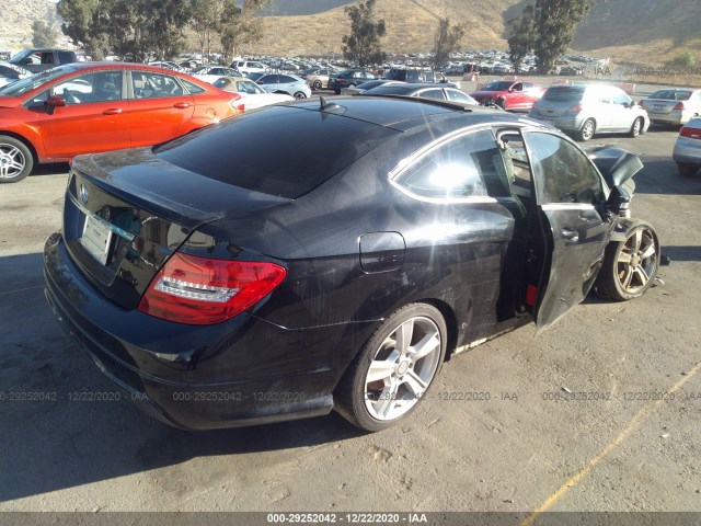 Photo 3 VIN: WDDGJ4HB4FG441032 - MERCEDES-BENZ C-CLASS 