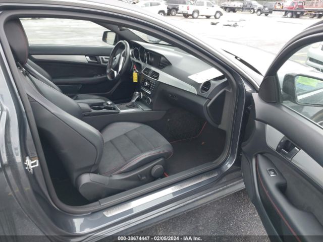 Photo 4 VIN: WDDGJ4HB5DF959542 - MERCEDES-BENZ C 250 