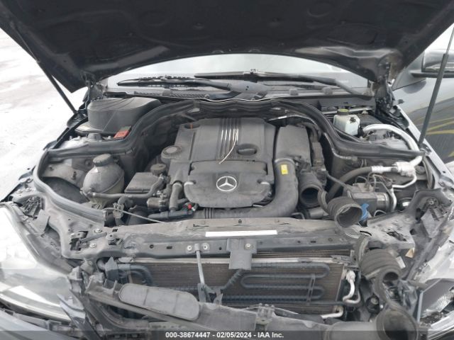 Photo 9 VIN: WDDGJ4HB5DF959542 - MERCEDES-BENZ C 250 