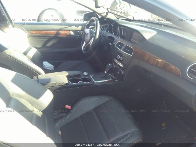 Photo 4 VIN: WDDGJ4HB5DF971271 - MERCEDES-BENZ C-CLASS 