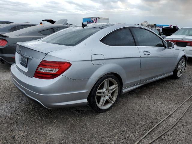 Photo 2 VIN: WDDGJ4HB5DF981752 - MERCEDES-BENZ C 250 