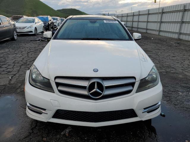 Photo 4 VIN: WDDGJ4HB5DF997000 - MERCEDES-BENZ C 250 