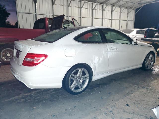 Photo 2 VIN: WDDGJ4HB5DG036097 - MERCEDES-BENZ C 250 