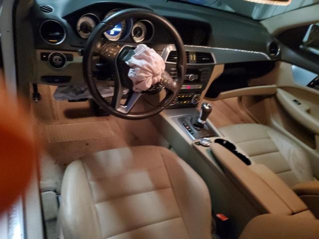 Photo 7 VIN: WDDGJ4HB5DG036097 - MERCEDES-BENZ C 250 