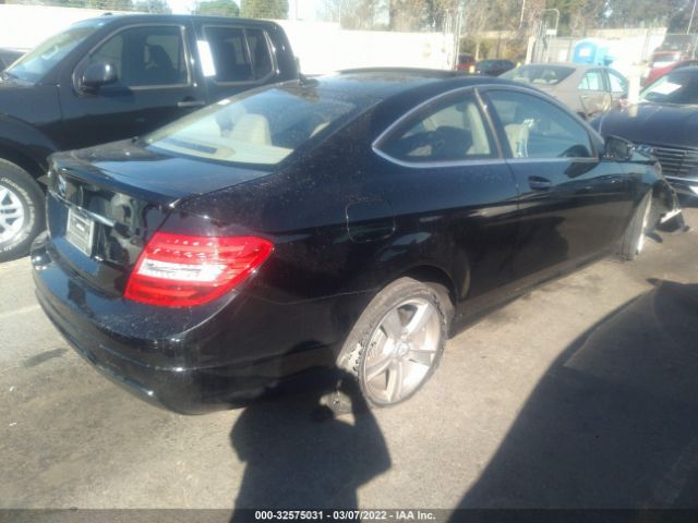 Photo 3 VIN: WDDGJ4HB5EG228783 - MERCEDES-BENZ C-CLASS 