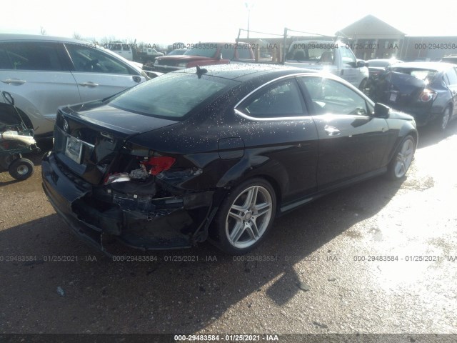 Photo 3 VIN: WDDGJ4HB5EG283217 - MERCEDES-BENZ C-CLASS 