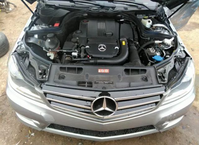 Photo 9 VIN: WDDGJ4HB5FG354773 - MERCEDES-BENZ C-CLASS 