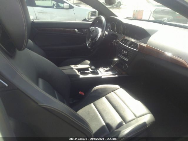 Photo 4 VIN: WDDGJ4HB5FG386087 - MERCEDES-BENZ C-CLASS 