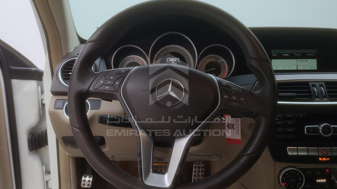 Photo 17 VIN: WDDGJ4HB5FG391550 - MERCEDES C 