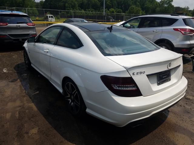 Photo 2 VIN: WDDGJ4HB5FG398840 - MERCEDES-BENZ C 250 