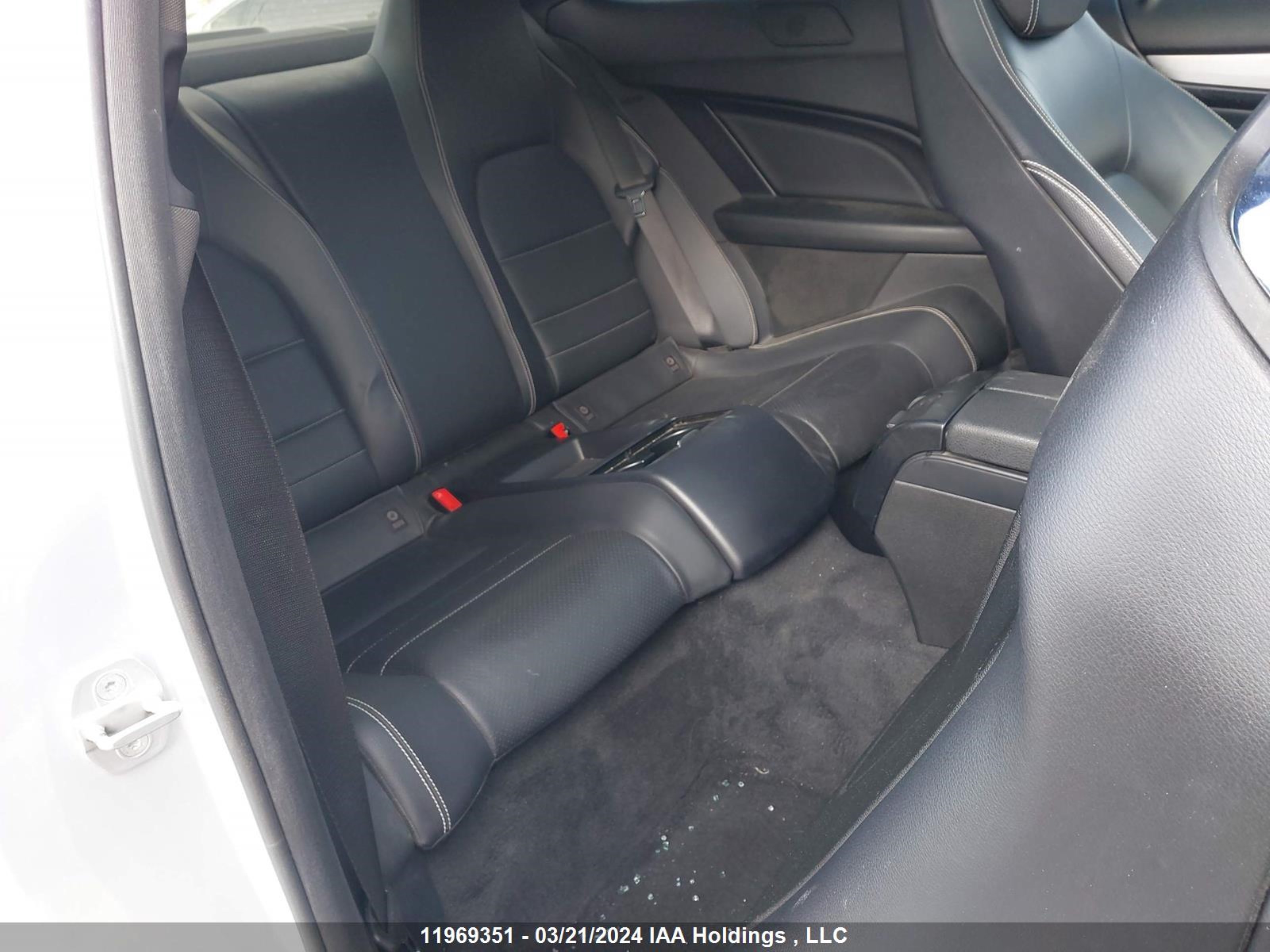 Photo 7 VIN: WDDGJ4HB6CF929612 - MERCEDES-BENZ C-KLASSE 