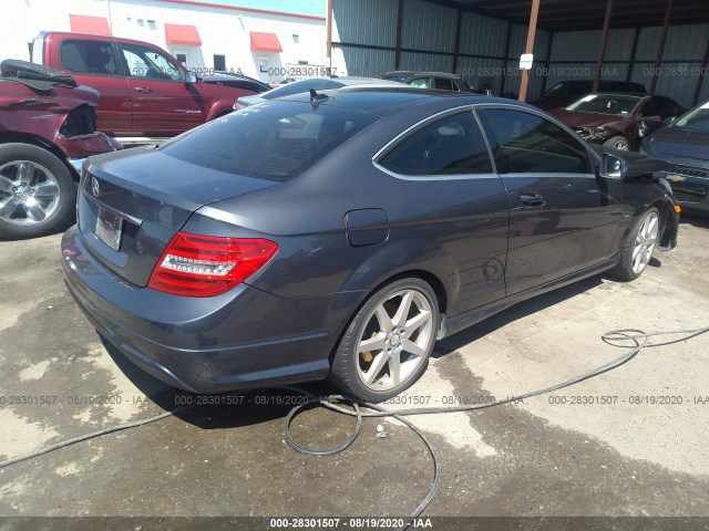 Photo 3 VIN: WDDGJ4HB6CF939914 - MERCEDES-BENZ C-CLASS 