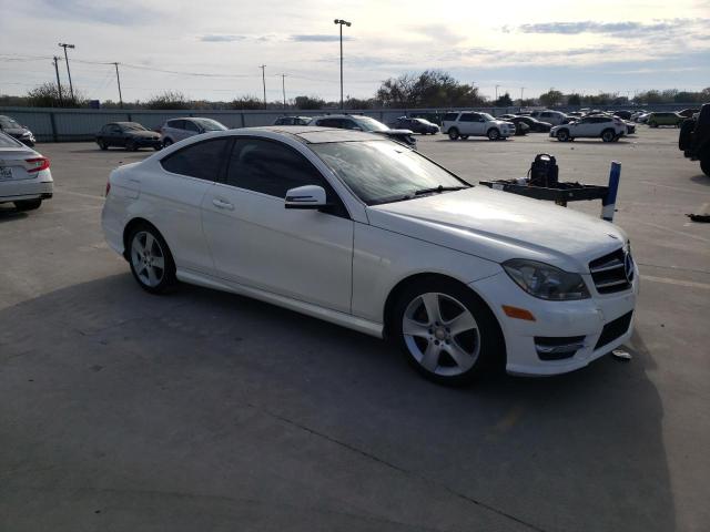 Photo 3 VIN: WDDGJ4HB6DG003724 - MERCEDES-BENZ C250 