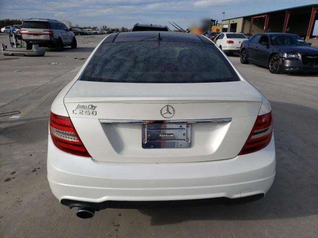 Photo 5 VIN: WDDGJ4HB6DG003724 - MERCEDES-BENZ C250 