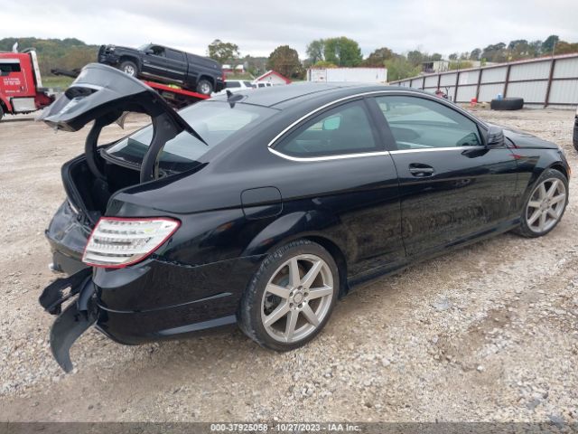 Photo 3 VIN: WDDGJ4HB6DG058366 - MERCEDES-BENZ C-CLASS 