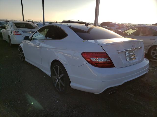 Photo 2 VIN: WDDGJ4HB6FG355060 - MERCEDES-BENZ C 250 