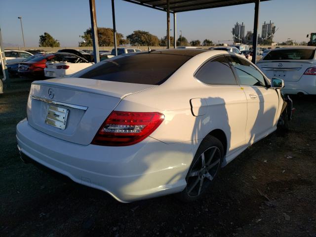 Photo 3 VIN: WDDGJ4HB6FG355060 - MERCEDES-BENZ C 250 