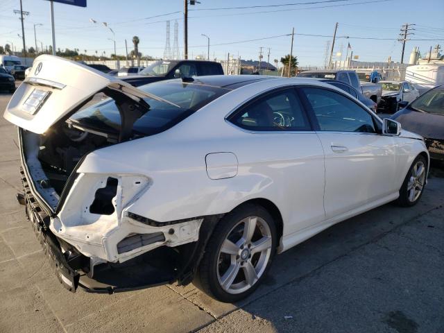 Photo 2 VIN: WDDGJ4HB6FG369041 - MERCEDES-BENZ C 250 