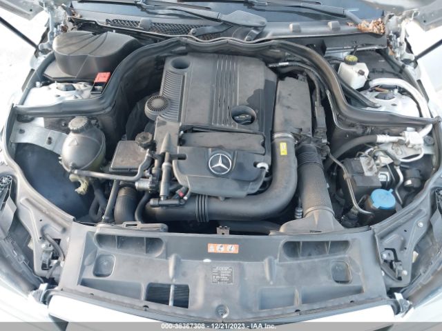 Photo 9 VIN: WDDGJ4HB7CF741133 - MERCEDES-BENZ C 250 