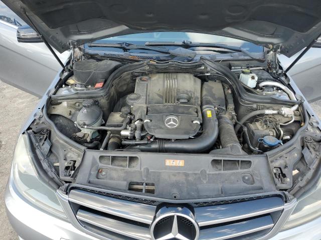 Photo 10 VIN: WDDGJ4HB7DF946386 - MERCEDES-BENZ C 250 